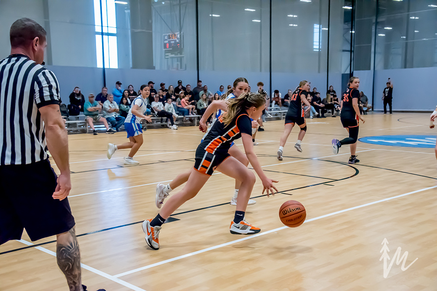 05-10-25_Basketball_MD1_6312