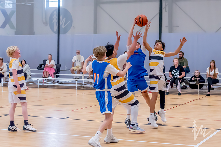 05-10-25_Basketball_MD1_7129