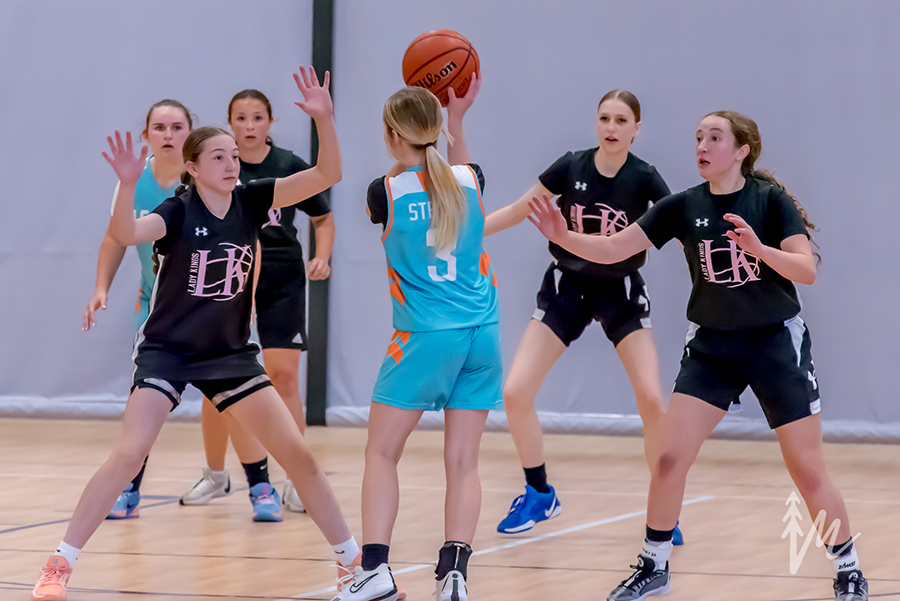 05-10-25_Basketball_MD2_8634